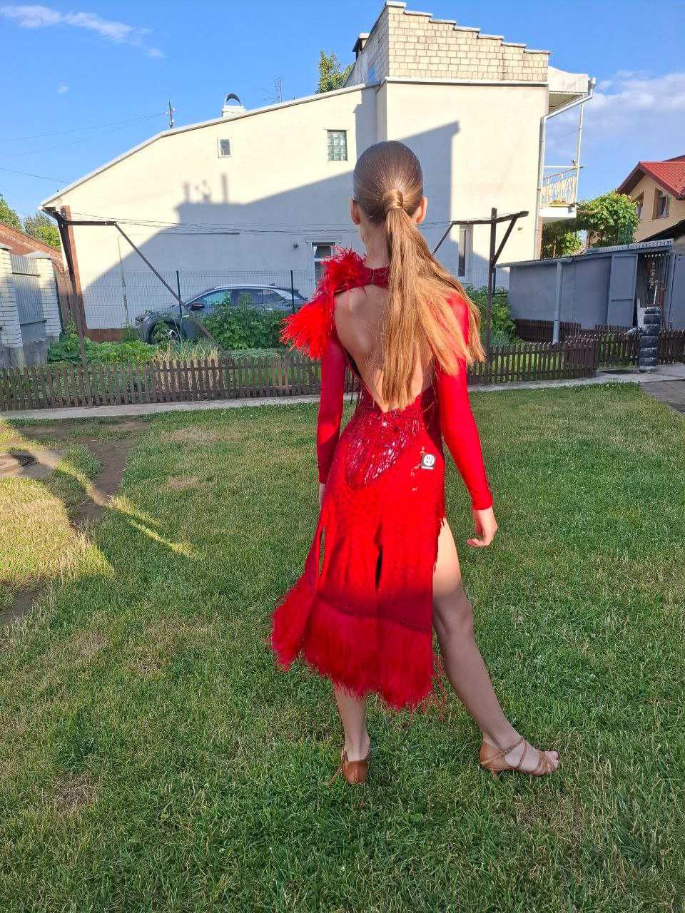 Плаття латина для бальних танців
