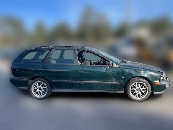 Veículo para peças - VOLVO V40 Combi (645) | 95 - 04