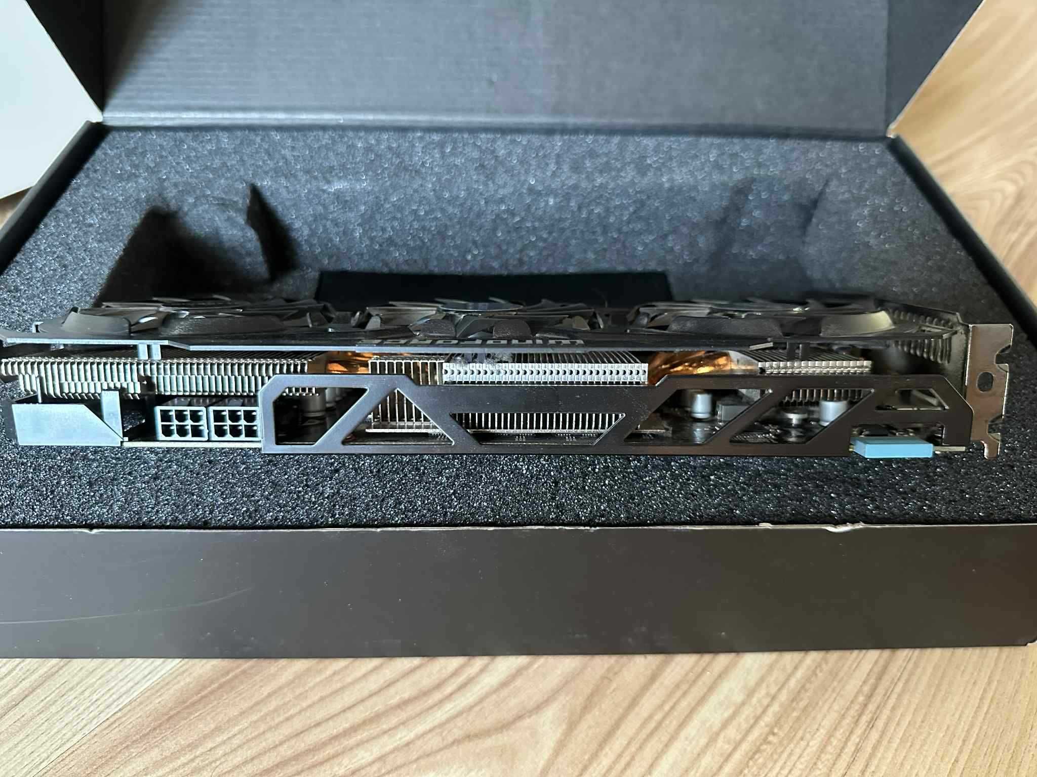Gigabyte Radeon R9 270X 2048MB 256bit WindForce 3X OC