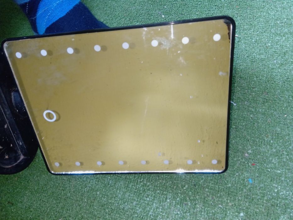 Lusterko z podświetleniem