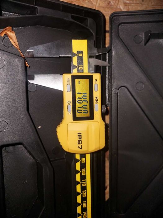 Штангенциркуль цифровой ШЦЦ 150мм 0,005 мм IP67 новый