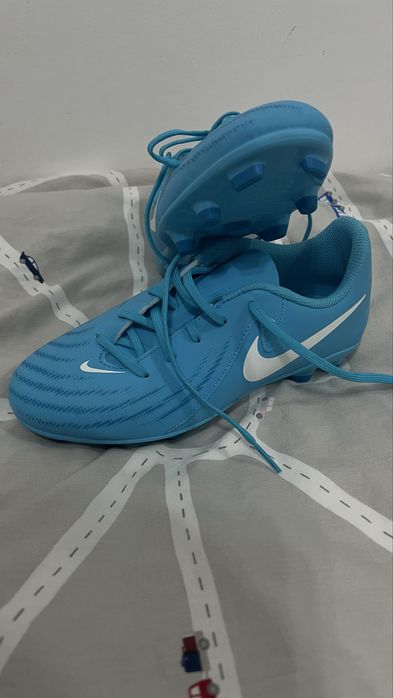 chuteira Nike Phantom GX II Futebol na cor azul