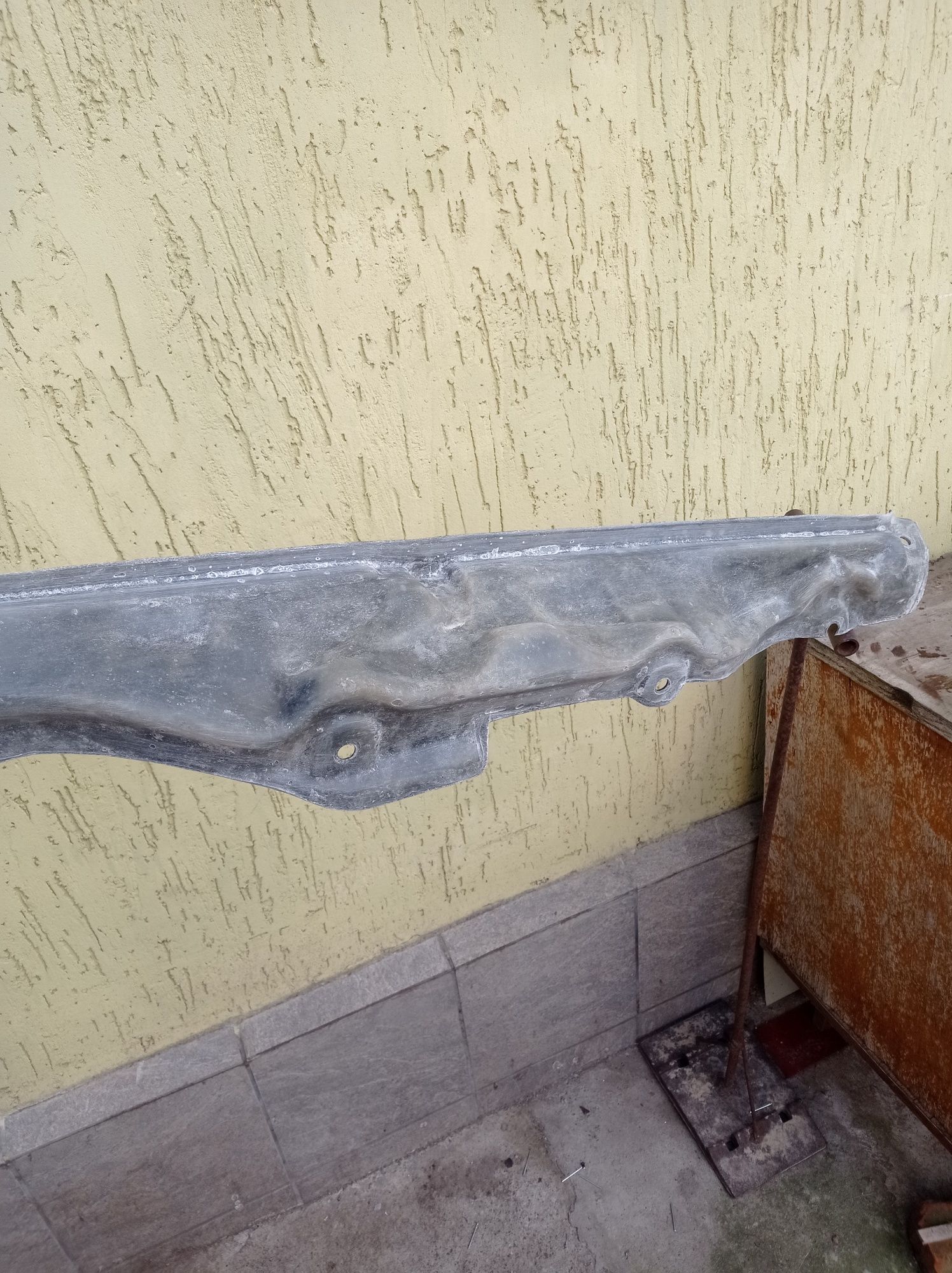 Продам жабо меган 2.відлите зі склопластику.