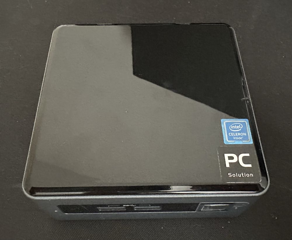 Komputer PC Intel NUC 7 Intel Celeron J4025 /4GB/120GB