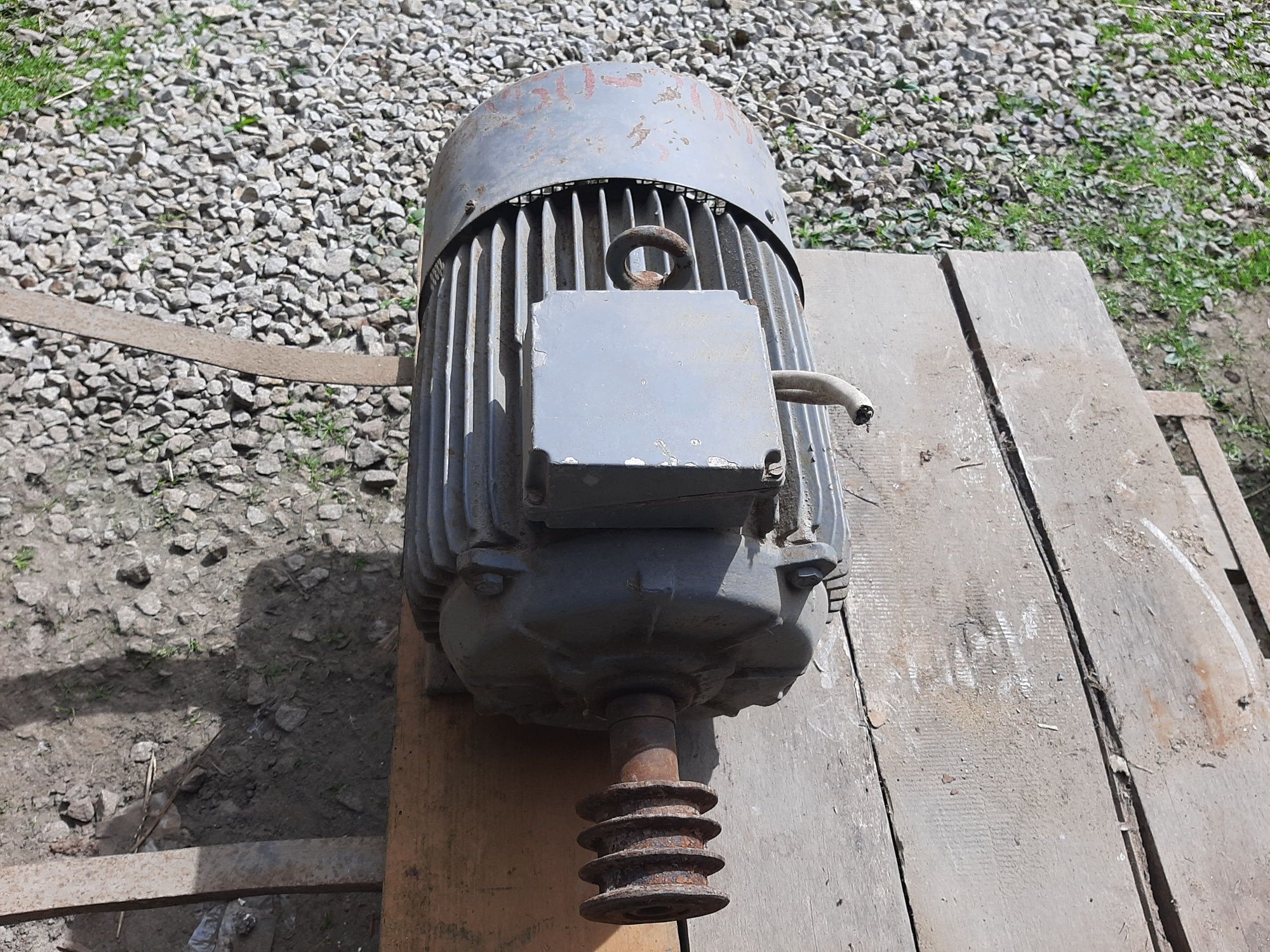 Silnik 11 kw  Odbiur osobisty