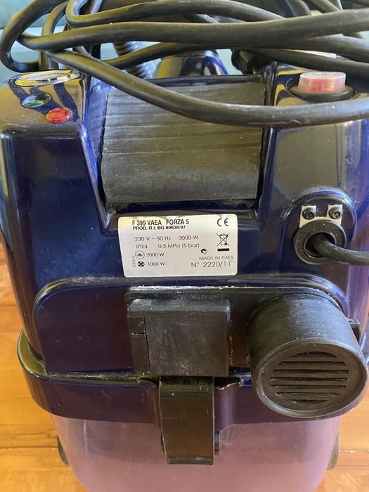 Продам професійний паропилесос Becker VAP-3 Forza 5