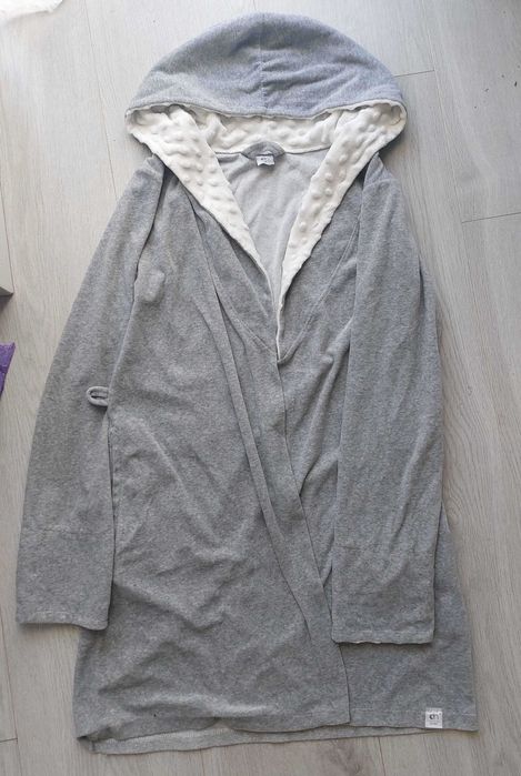 Szary szlafrok z kapturem rozmiar S