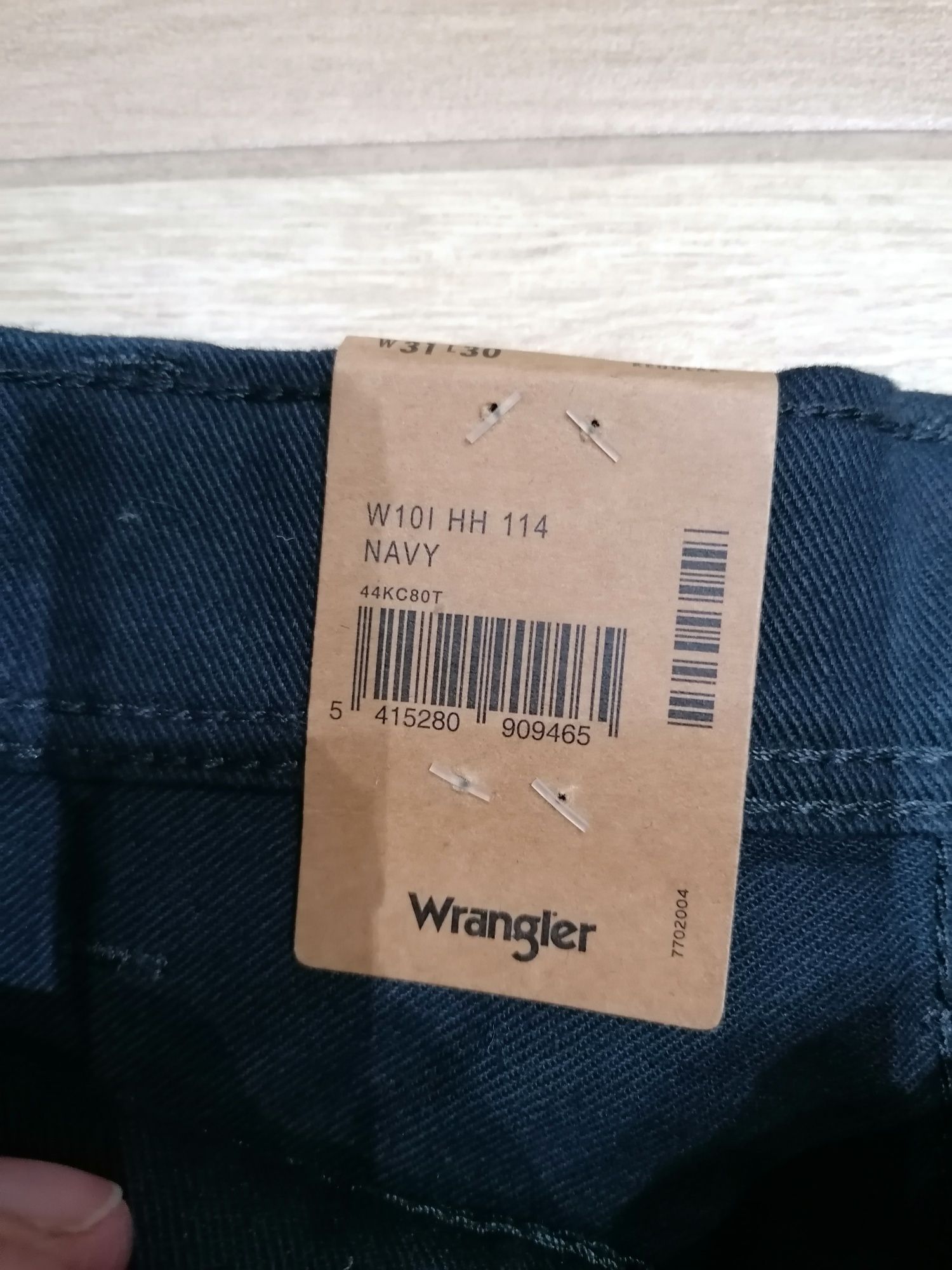 Nowe spodnie Wrangler czarne jeansy W 31 L 30 Regular