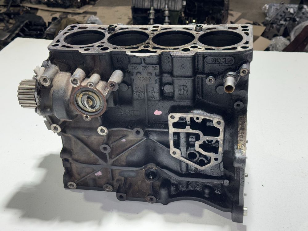 Блок циліндрів bmp бмп цилиндров passat b6 superb 2 2.0tdi