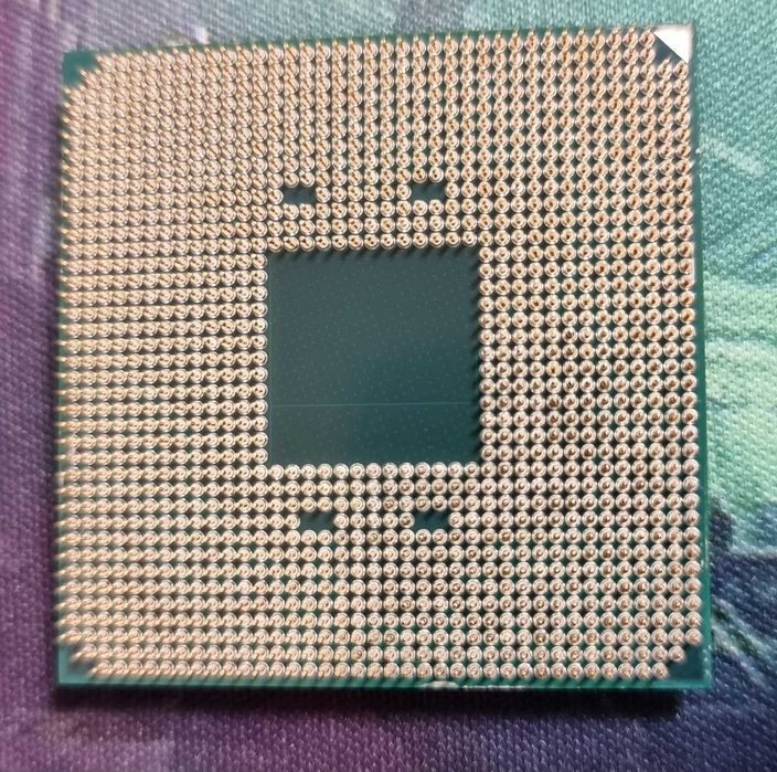 Продам процесор Ryzen 5 3600 BOX Б/В