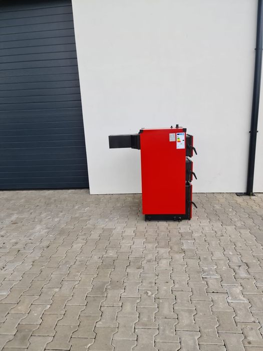 Kocioł z podajnikiem 20 kW 180 m2