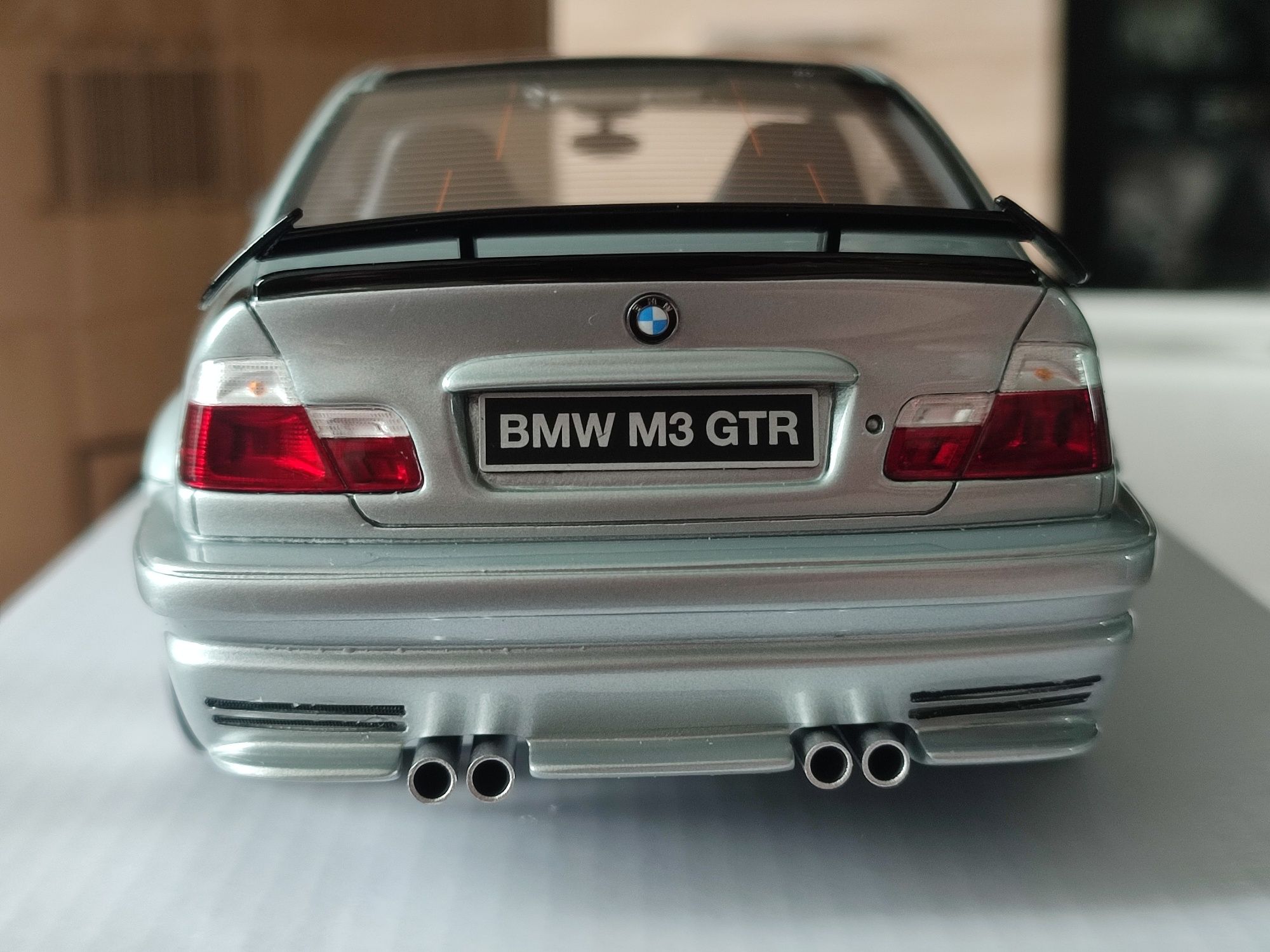 BMW M3 E46 GTR Street 1:18 OTTO