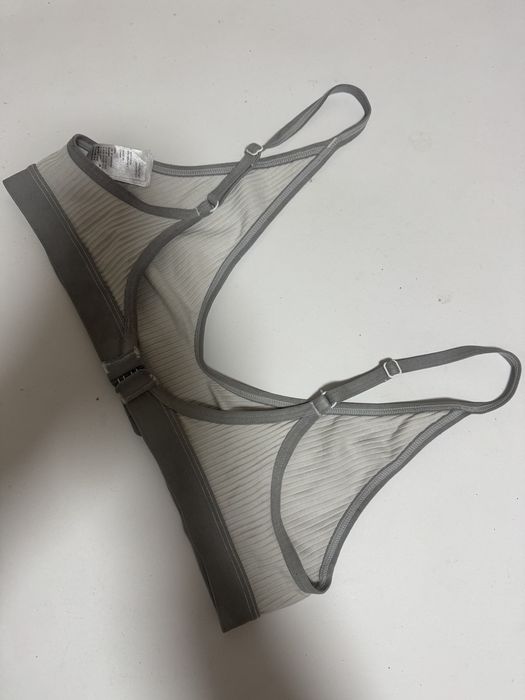 Жіноча  білизна cos