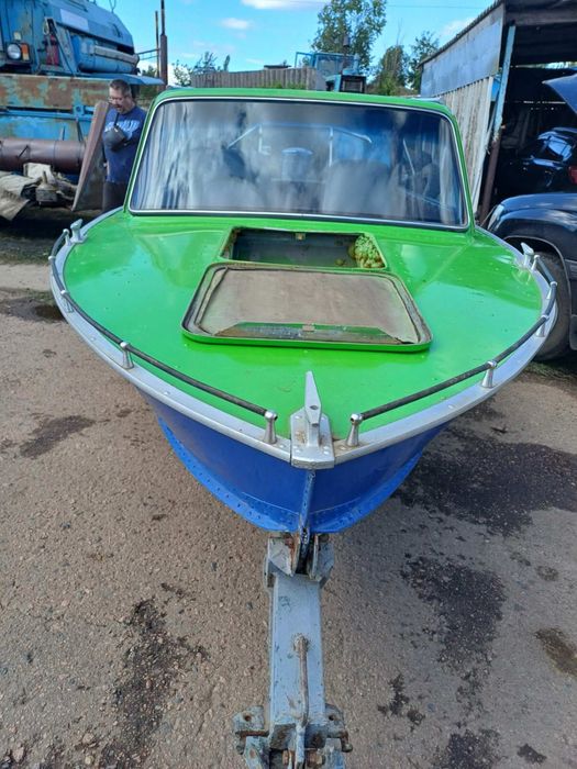 Моторна лодка Прогрес - 4 з мотором Tohatsu 50 к.с.