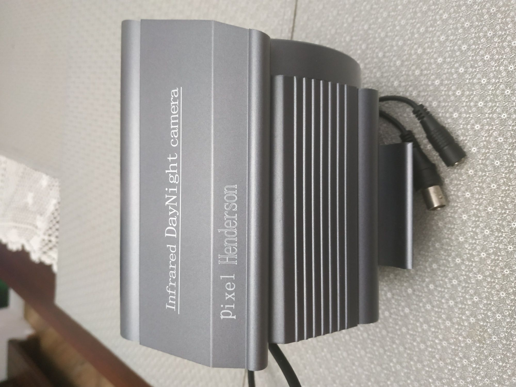 Kamera zewnętrzna Pixel Henderson CCM-5025S/IRD-8