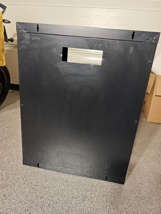 Szafa wisząca RACK 19" 15U, 600mm, Netrack F-Line