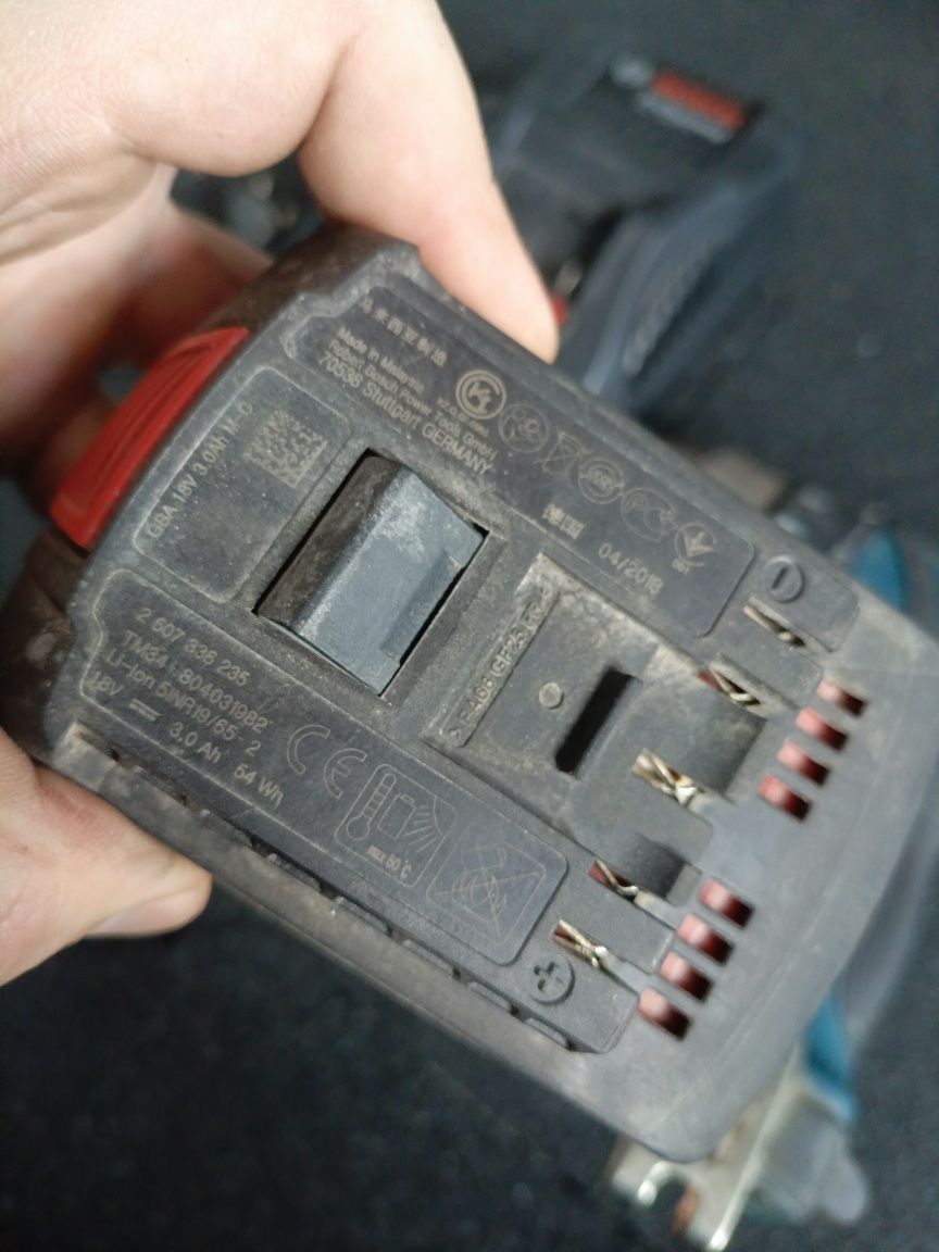 Wkrętarka akumulatorowa Bosch GSR 18V-28 Professional akumulator