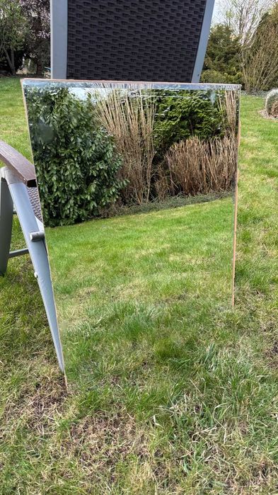 Lustro łazienkowe 85 x 76 cm