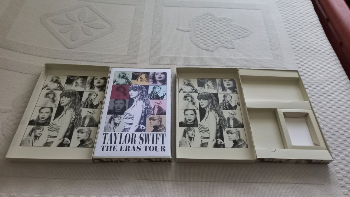 TAYLOR SWIFT - The Eras Tour VIP Box