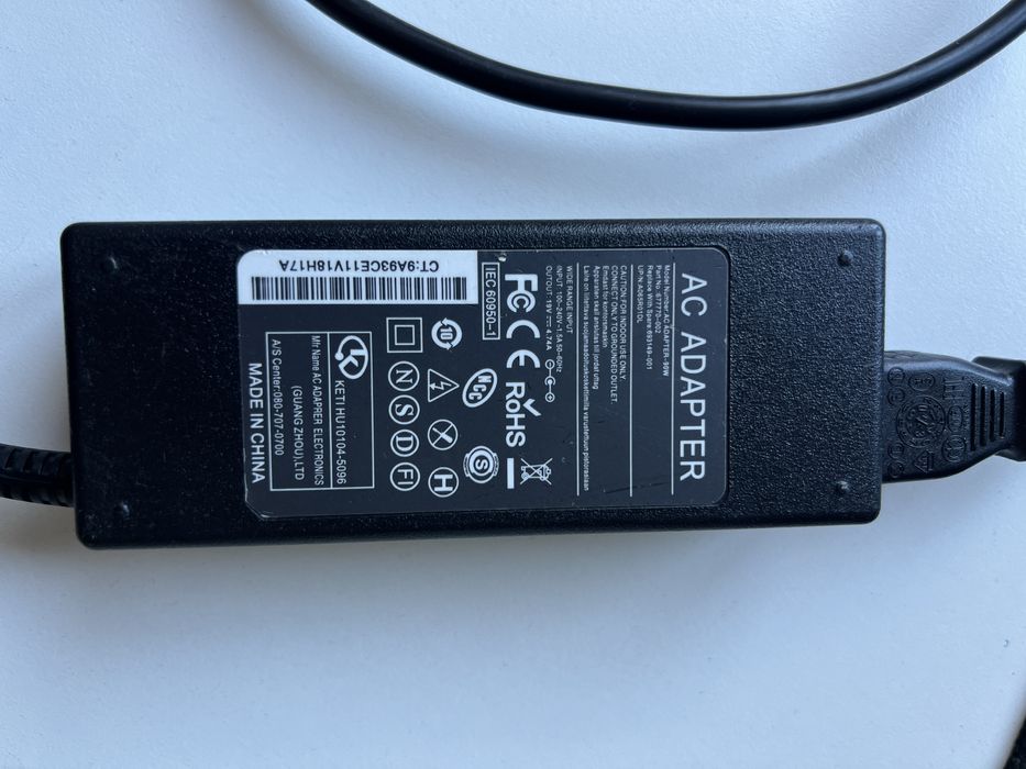 Zasilacz ladowarka do laptopa 19V 90W