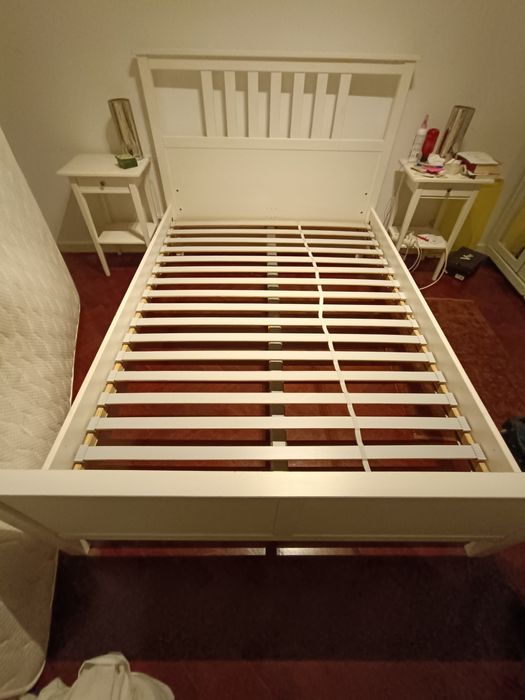 Cama casal HEMNES IKEA