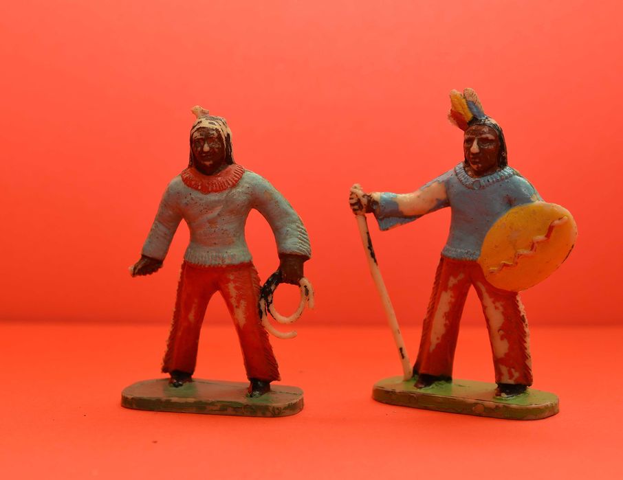 Figurki PRL - Indianie, 2 oryginalne figurki