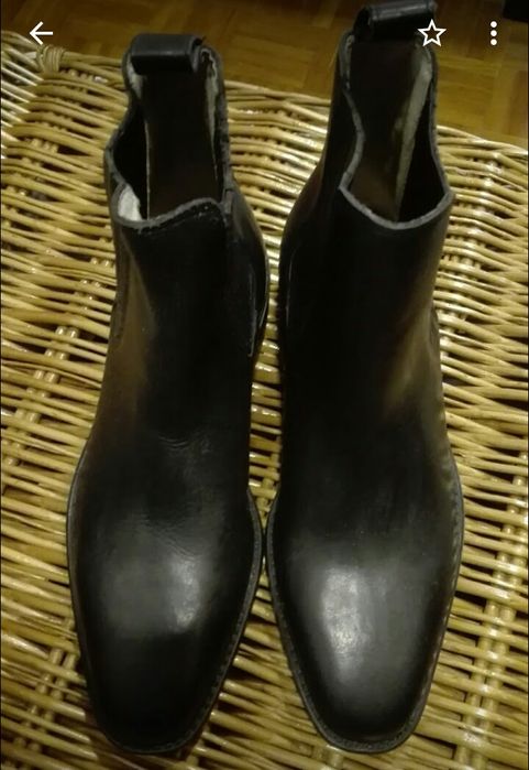 Botins em couro - Novos