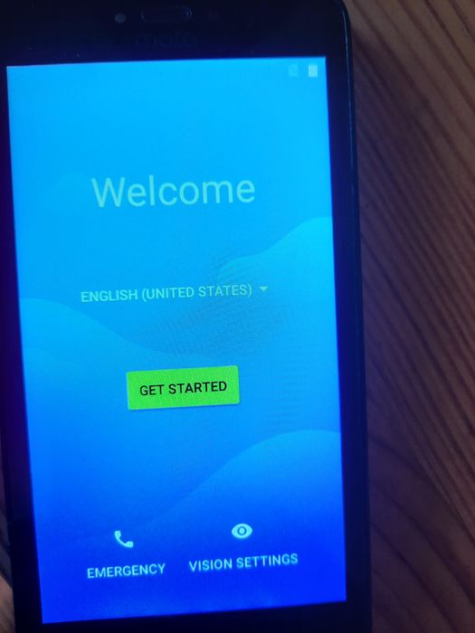 Смартфон Motorola moto C продам