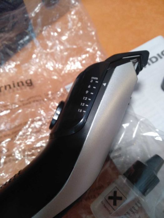 Тример для волосся та бороди GRUNDIG