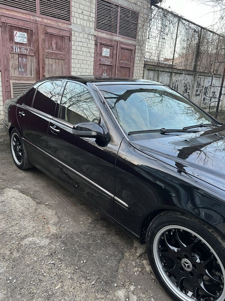 Mercedes benz s500 w220