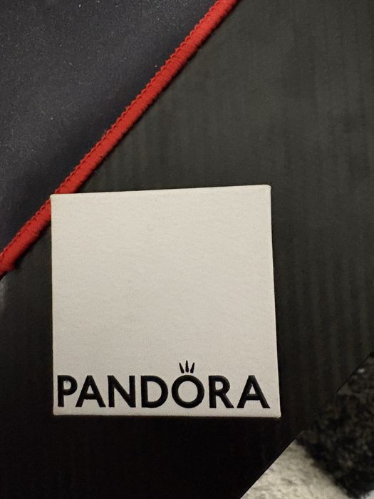 Anel Pandora em excelente estado size 50