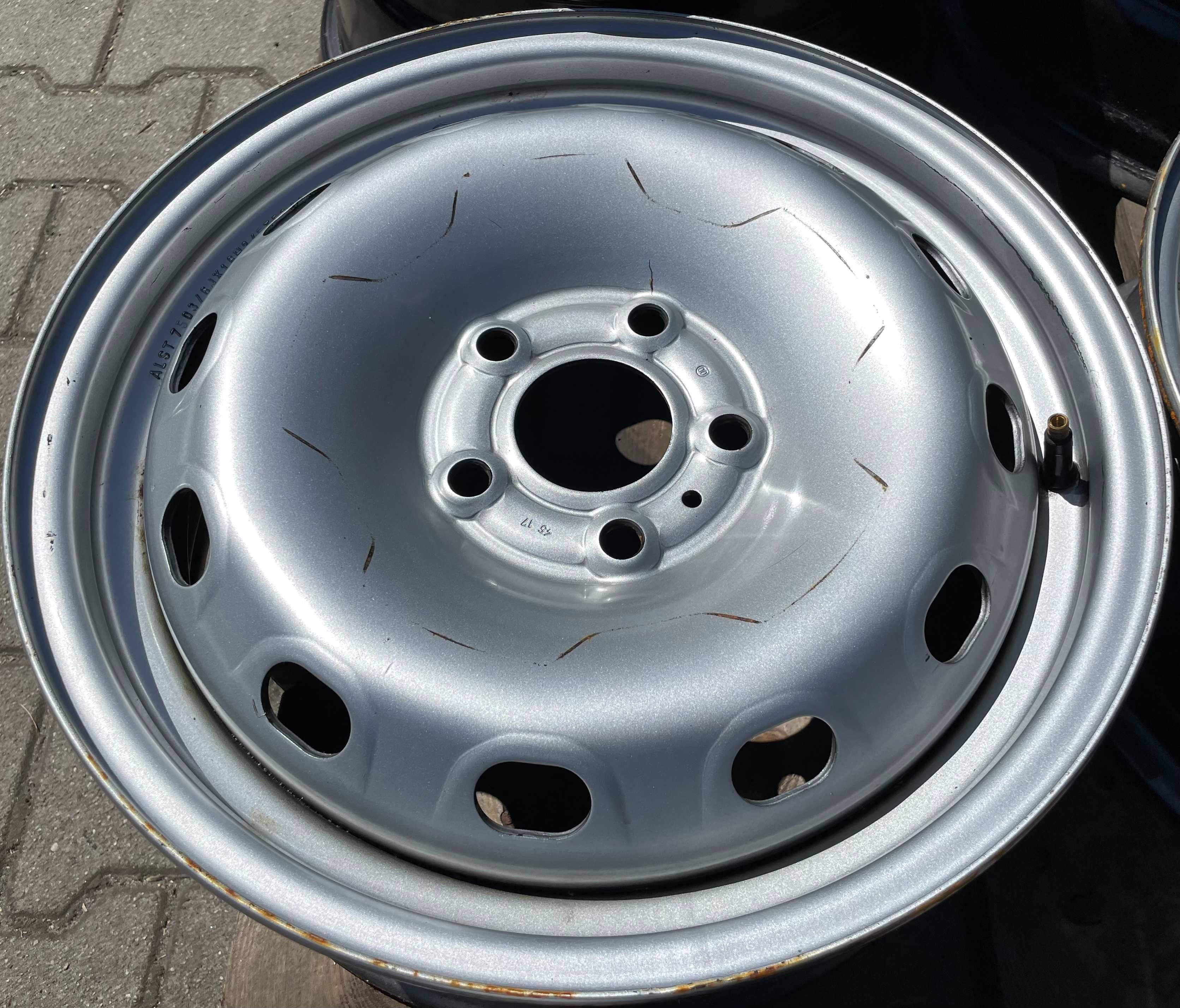 Felgi stalowe 16 cali 5x114.3 Trafic 3 Vivaro B Talento Nissan NC300