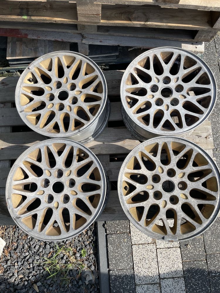 Oryginalne felgi do Yeep Grand Cherokee 15 cali