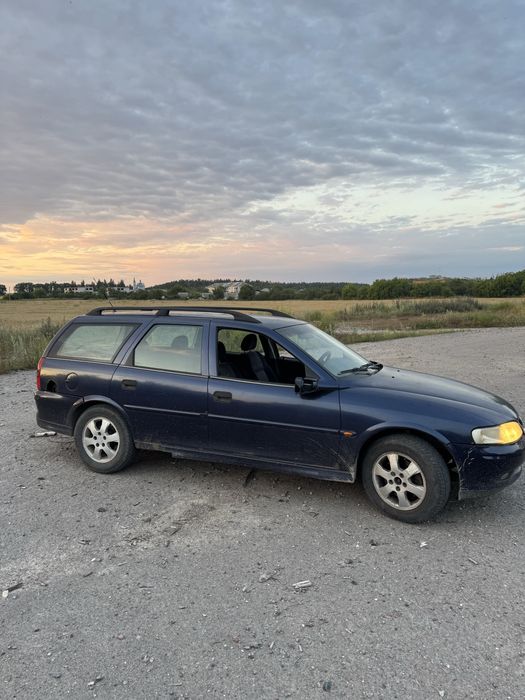 Продам Opel Vectra b 1.6 бензин