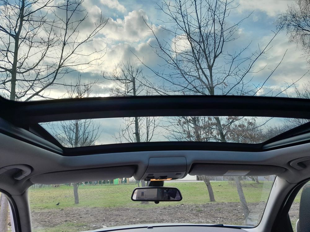 Najpiękniejsza - BMW X1 - dach panoramiczny