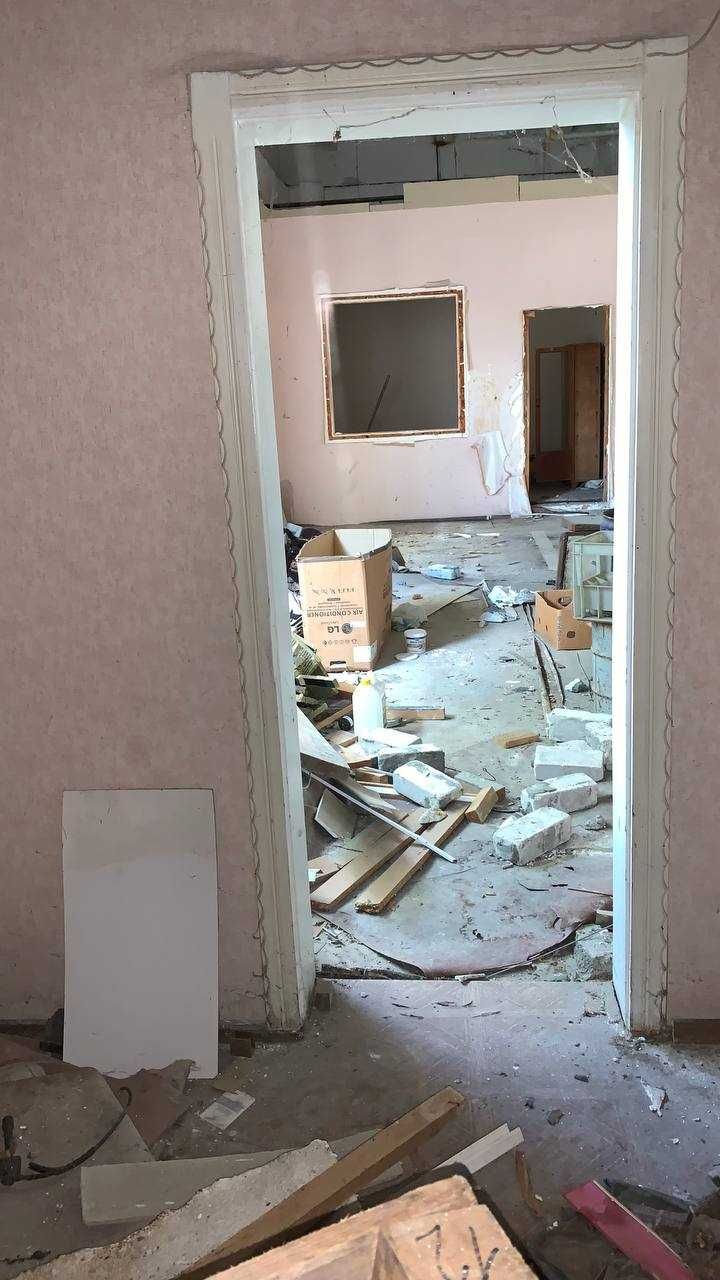 Приміщення 69,1 кв.м., по пр. Наддніпрянський, буд. 1А