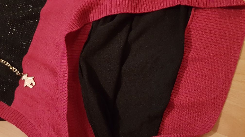 Ekskluzywna bluzka fuksjowa z czarnymi cekinami