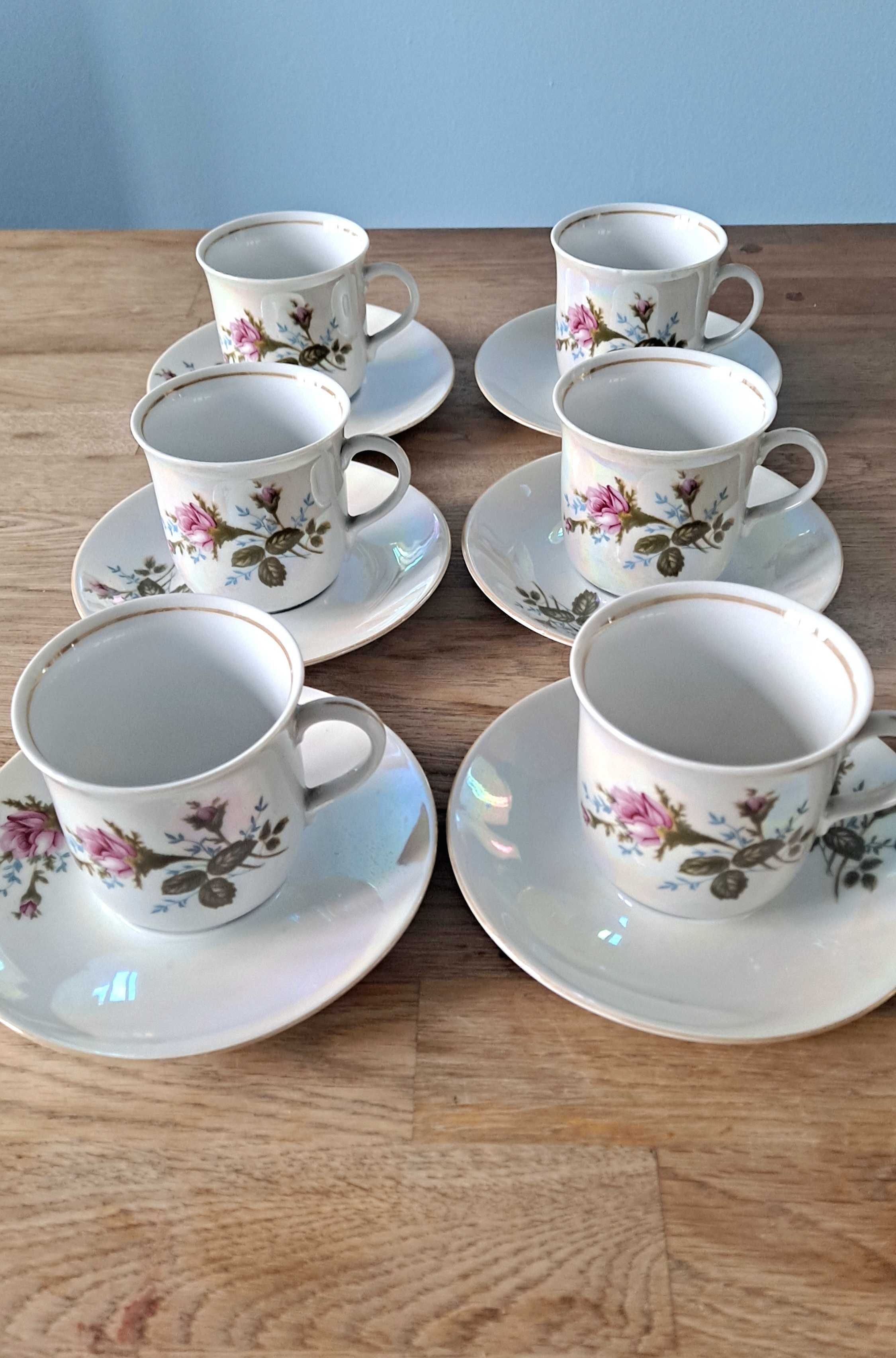 Serwis kawowy porcelana Wawel PRL dla 12 osób