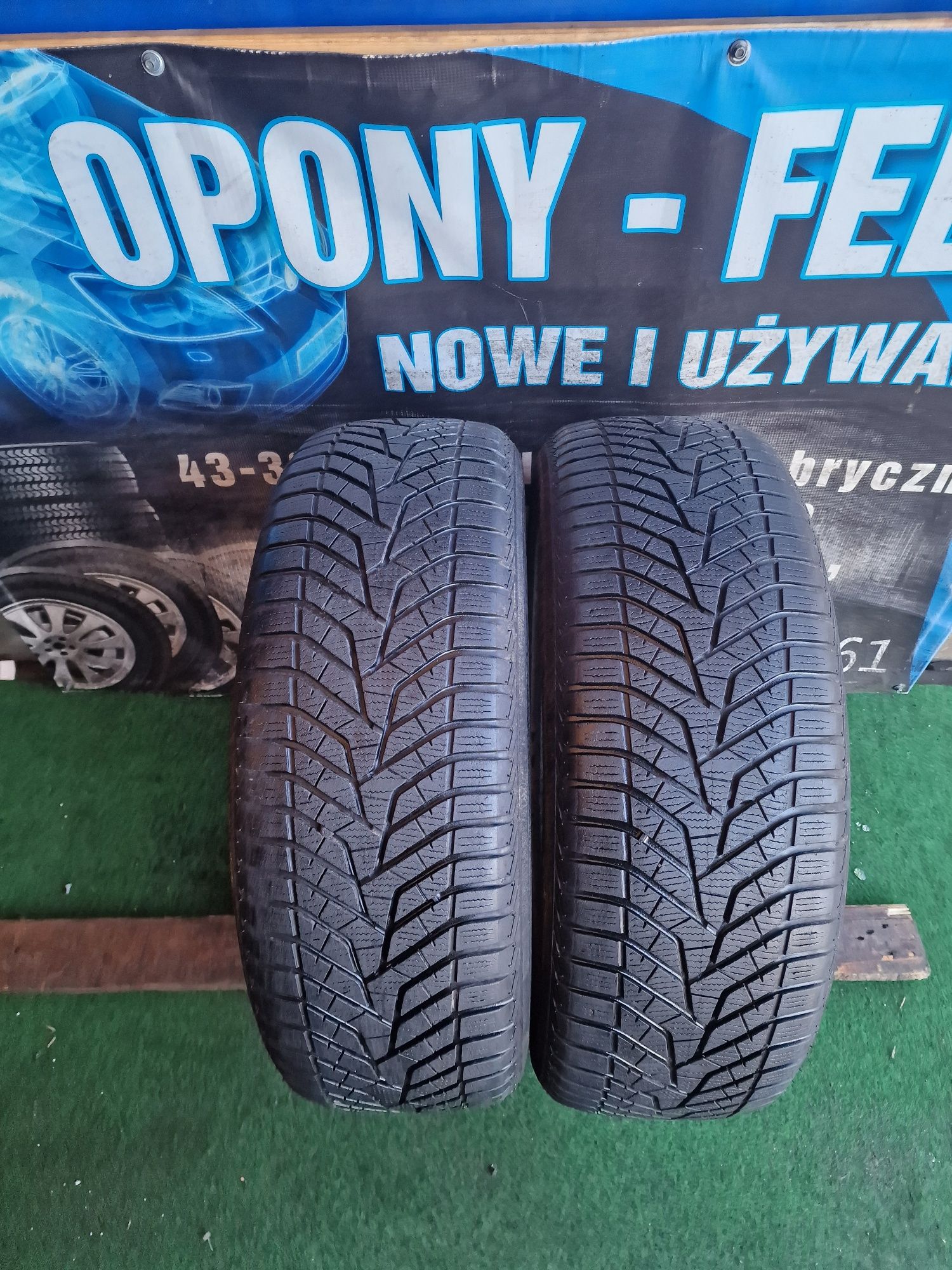 Opony zimowe 235/55/20 Yokohama Para