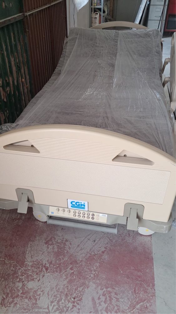 Cama hospitalar articulada