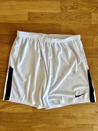 Шорты футбольные Nike League Knit II BV6852-100