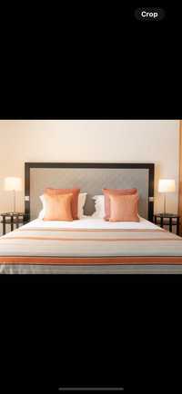 King bed 180x200 hotel standard split into 2x(90x200 single beds)