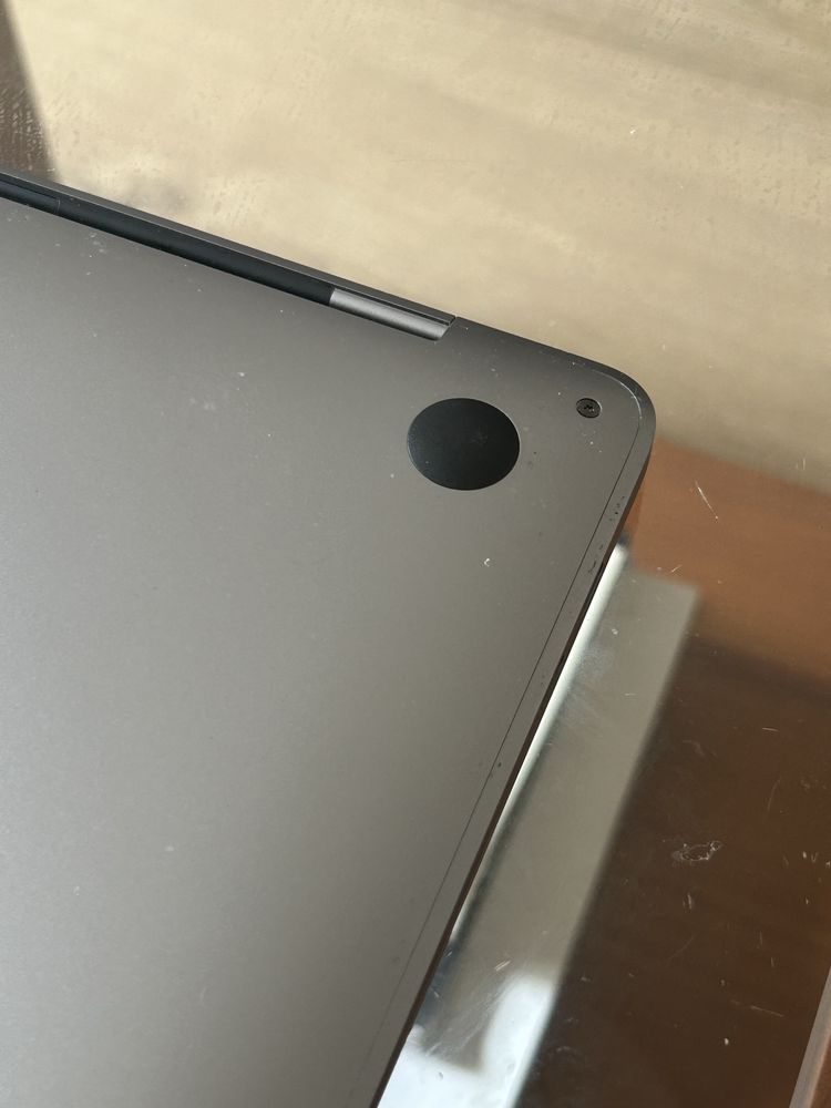 Macbook Pro 13” M1 2022
