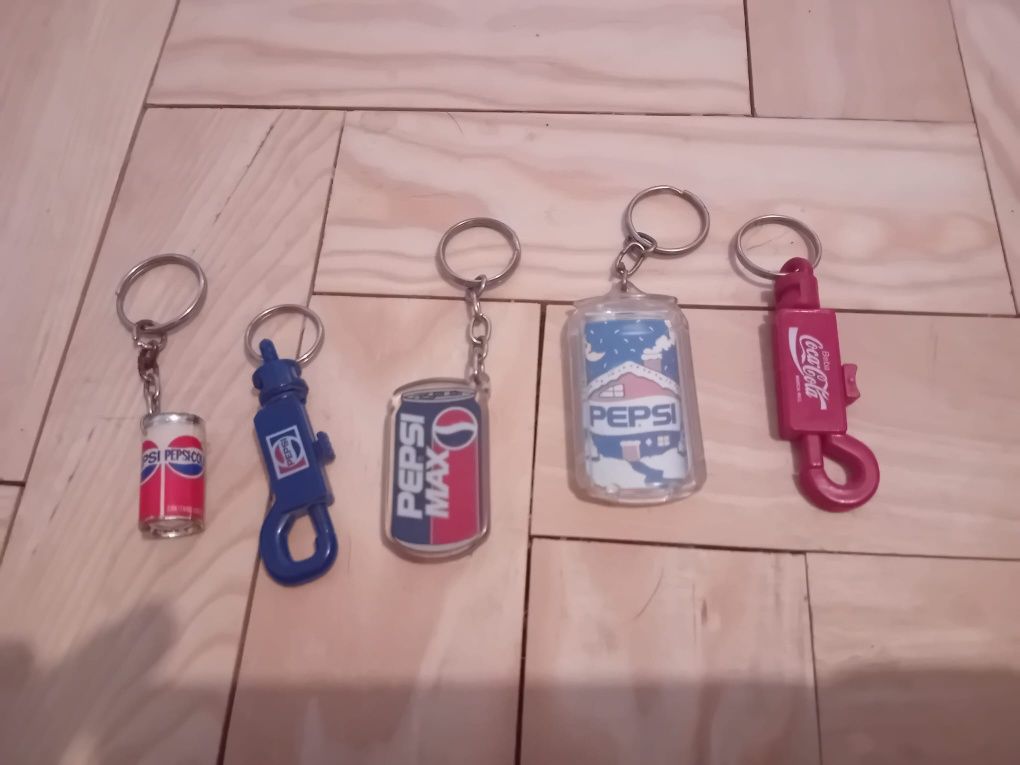 Porta chaves Pepsi e Coca Cola