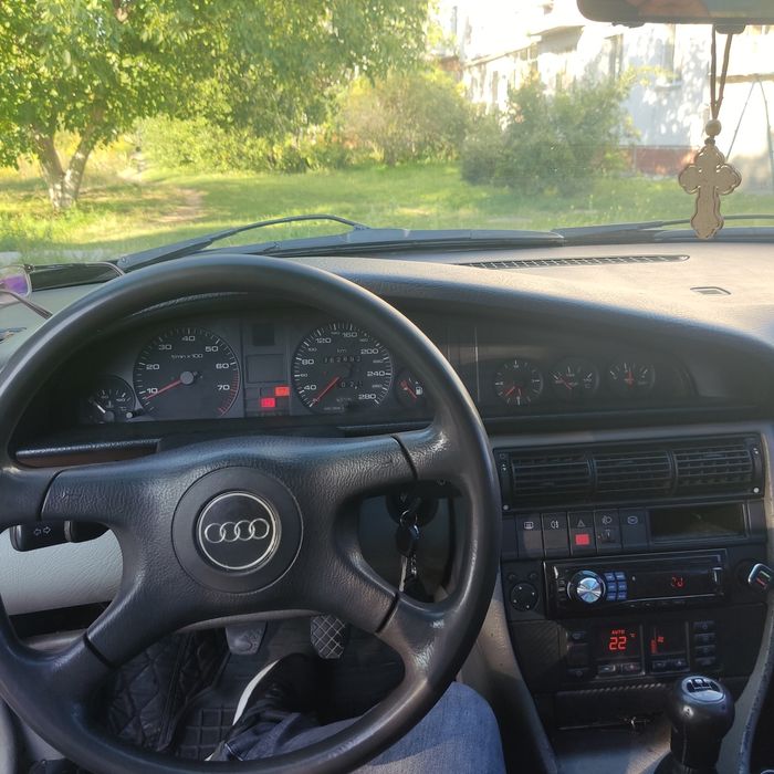 Ауди А6 с4 100 Avant