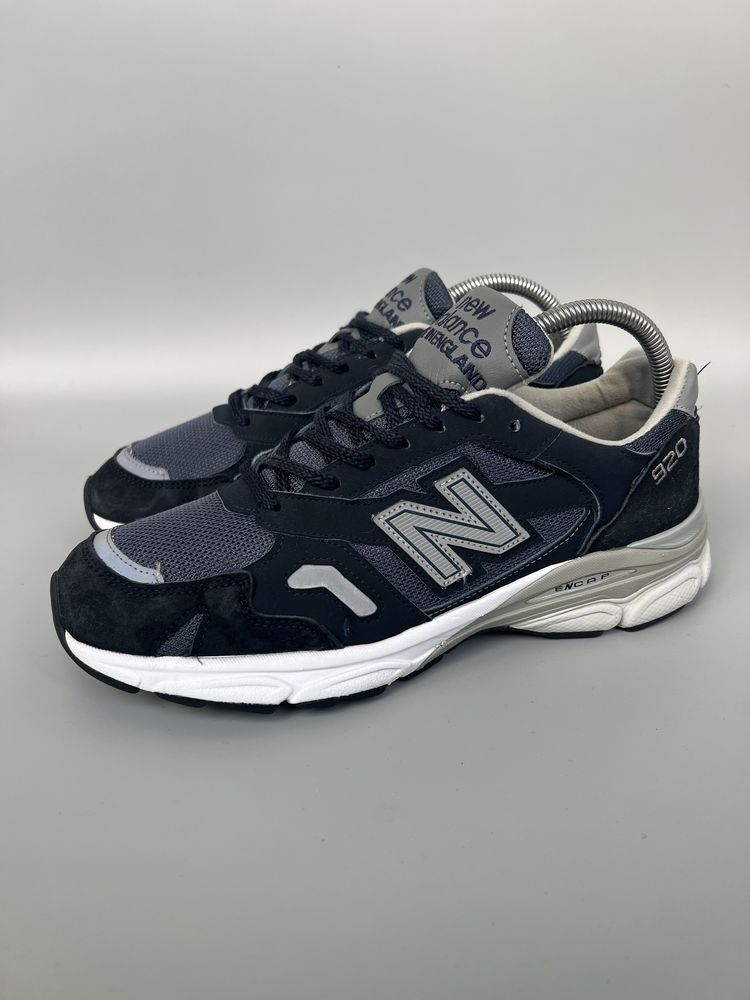 Оригінальні кросівки  New Balance 920 made In England 43р.27.5см.
