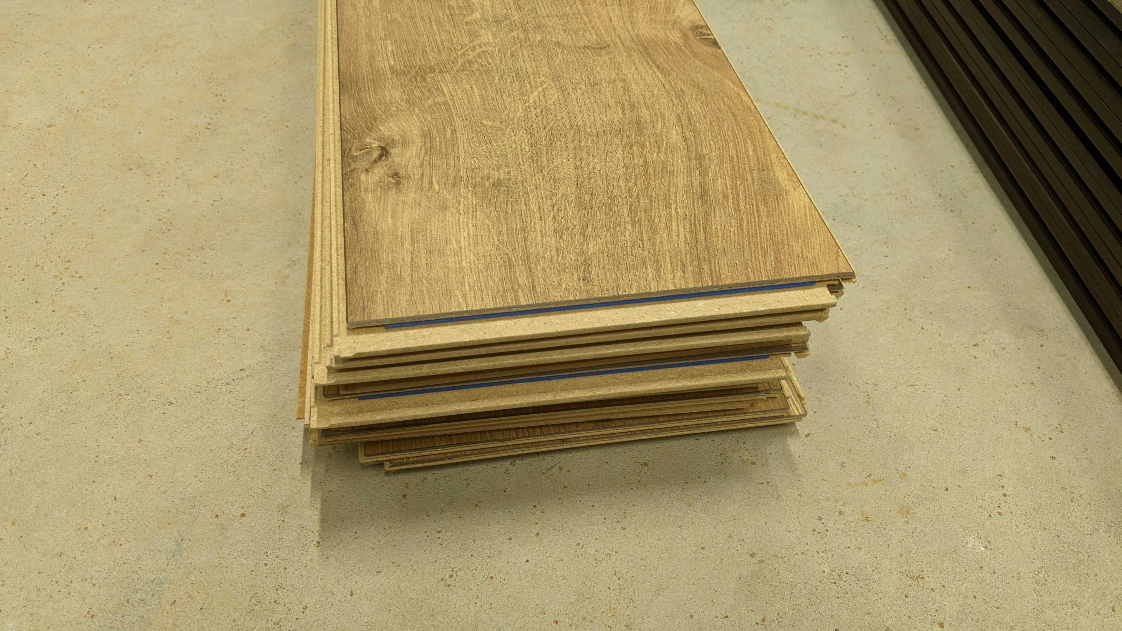 Panele podłogowe laminowane wodoodporne Horsley AC5 7 mm Classen 30szt