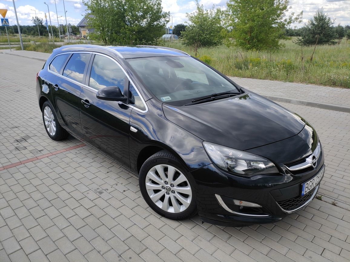 Opel Astra 1.4 Turbo Cosmo 2015r.