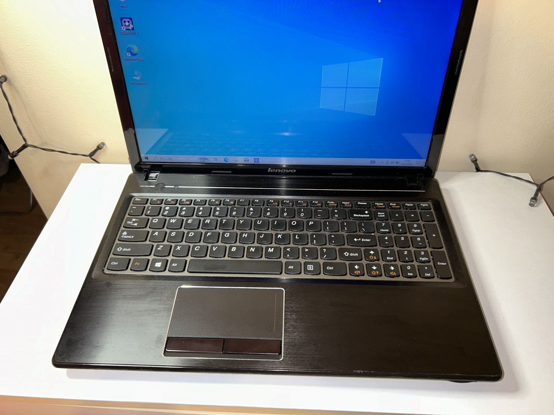 Lenovo g580, i5, ssd 240 Nvidia gt635m 2gb, DDR3 8gb