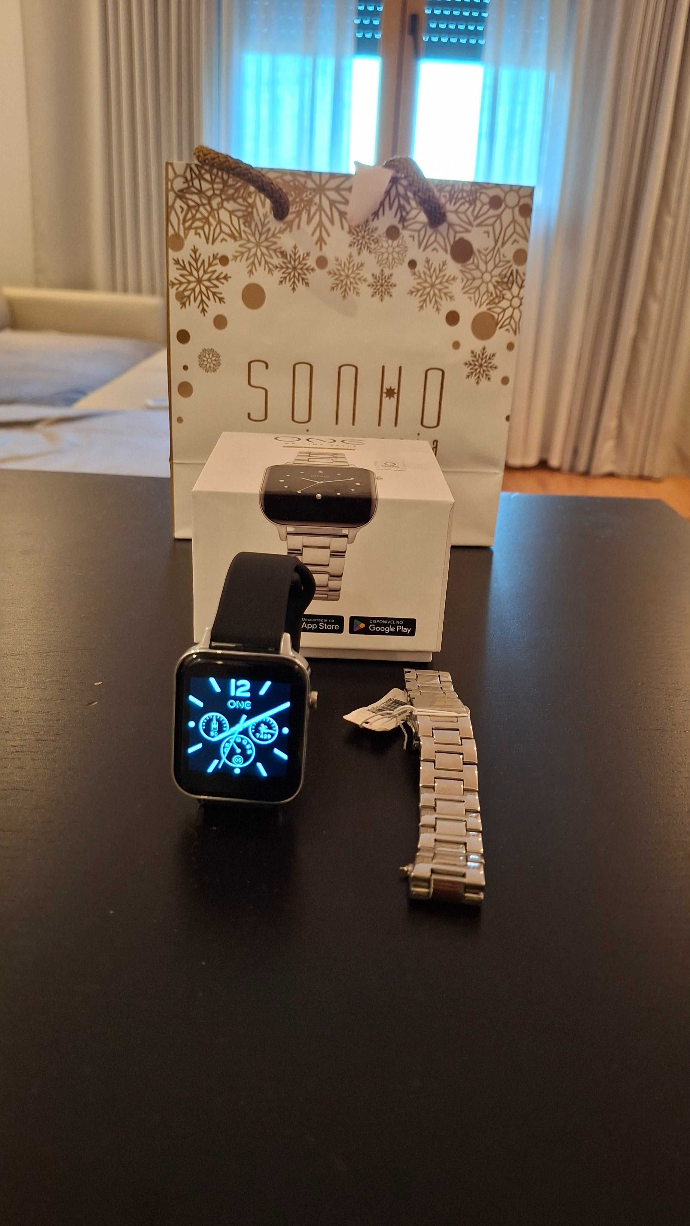 Smartwatch - One Squabbler com bracelete extra - Como novo